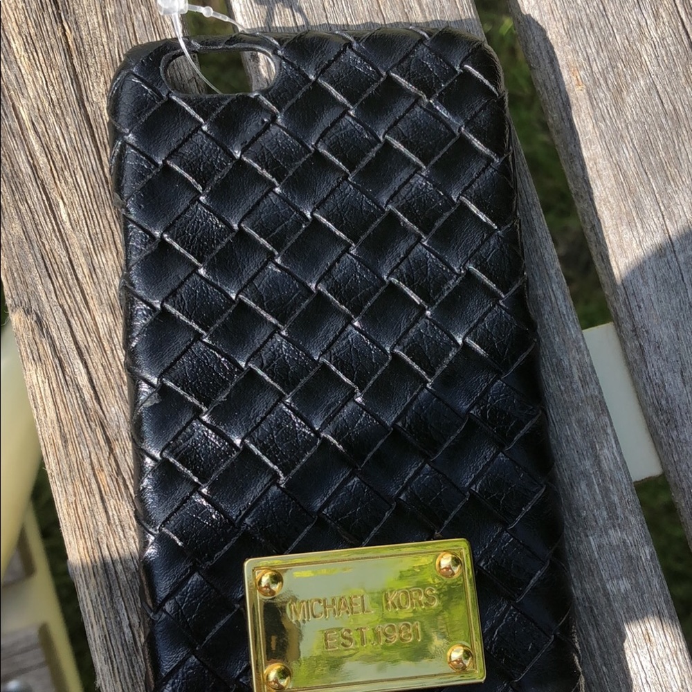 Black Michael Kors iPhone 6 case